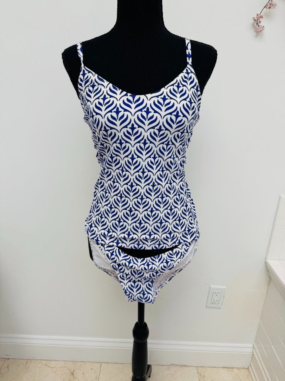 Roberta Roller Rabbit Purple and White Ikat Tankini Sz S